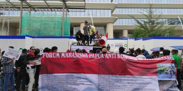 Dugaan Korupsi Pesawat, Mahasiswa Papua Desak Kejagung Tangkap eks Kadishub Mimika