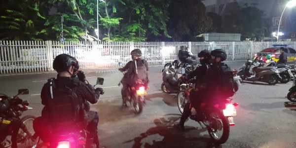 Operasi Jalanan Serentak, Polda Metro Amankan 18 Orang Karena Bawa Senjata dan Main Judi