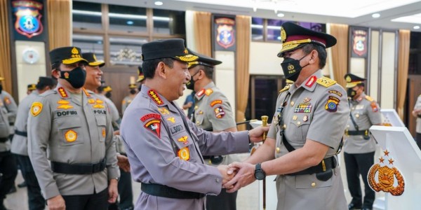 Sertijab Pati Polri, Kapolri: Kembalikan Kepercayaan Publik ke Institusi!