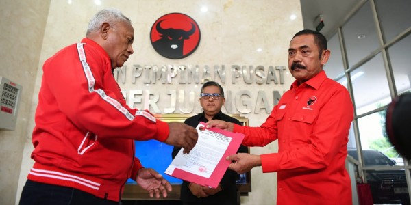 Diberi Sanksi Keras, FX Hadi Patuh Ke Ibu Mega