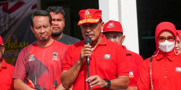 Meski Melandai, Nono Sampono Ingatkan Pandemi Covid-19 Masih Ada
