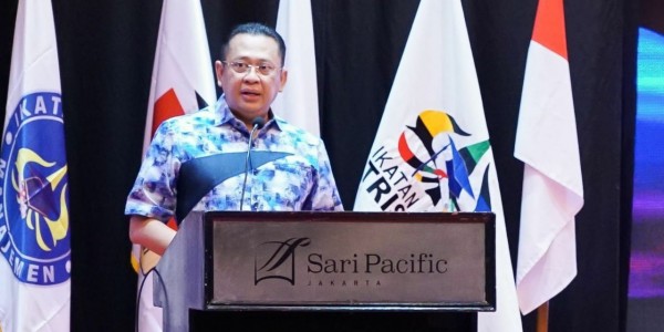 Buka Raker Ikatan Alumni Universitas Trisakti, Ketua MPR RI Ajak Antisipasi Ancaman Krisis Ekonomi Global