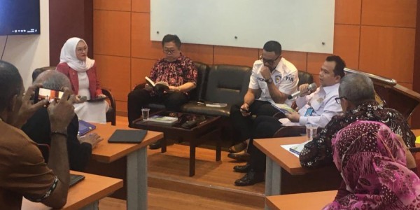 Bedah Buku Hukum Investasi Dalam Amplifikasi Ekonomi Indonesia