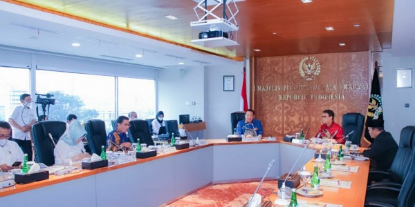 Rapim Pimpinan MPR RI Bahah Gempa Cianjur hingga Forum MPR Dunia