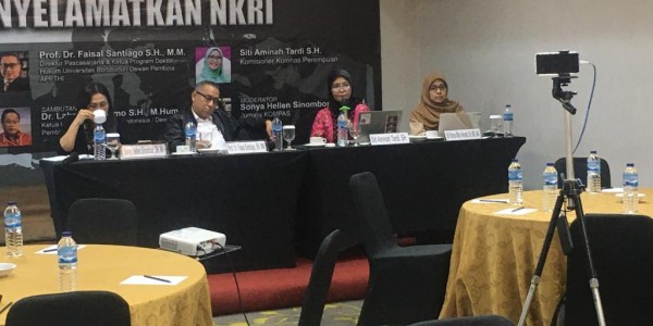 Desakan Kuat Untuk Reformasi Total Bidang Hukum