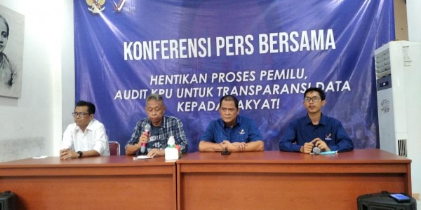 Prima Desak KPU Hentikan Proses Pemilu