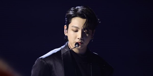 Rolling Stone Rilis 200 Penyanyi Terbaik, Wow... Ada Nama Jung-kook 