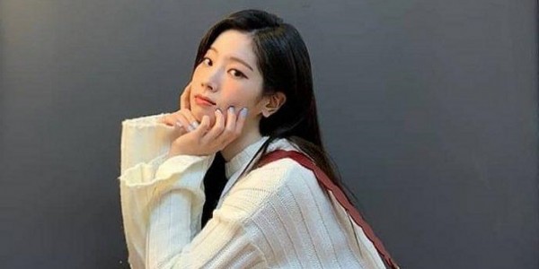 Dahyun TWICE Hentikan Kegiatan Lantaran Terkena COVID-19