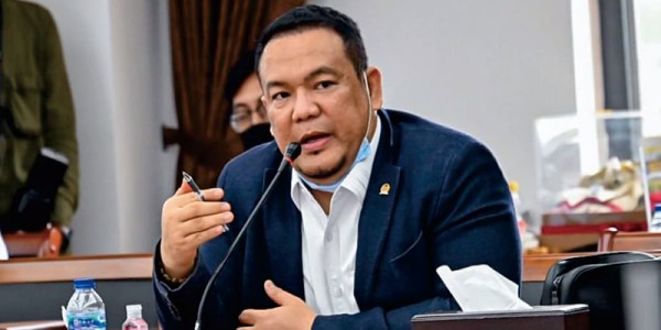 Kunker Komisi VII DPR ke PT GNI Morwali, Yulian Minta Operasional Perusahaan Dihentikan