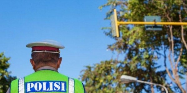 Diduga Terlibat Narkoba, Perwira Polisi Berpangkat Kombes Ditangkap Bersama Wanita di Hotel