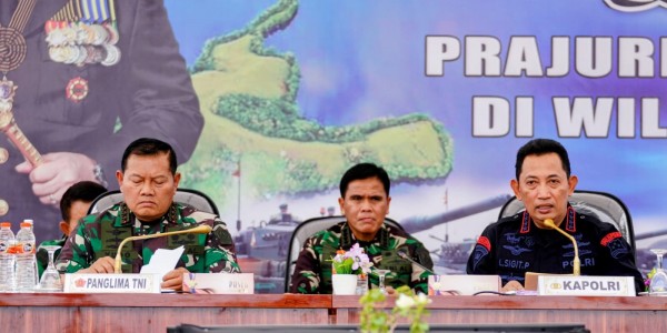 Kapolri: TNI-Polri Siap Kawal Seluruh Kebijakan Pemerintah Terkait Pembangunan Papua 