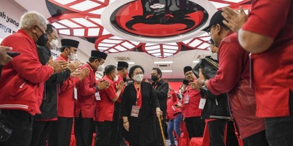 Belum Umumkan Capres, Megawati: Urusan Gue!