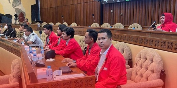 LMND Sambangi DPR Bicara Transparansi Kerja KPU dan Partisipasi Kaum Muda di Pemilu 2024