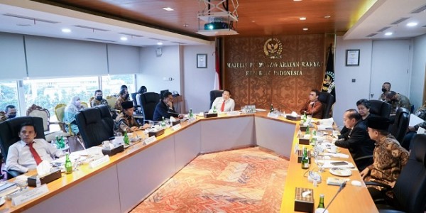 Rapim Awal Tahun MPR RI, Bamsoet: MPR RI Masifkan Vaksinasi Ideologi Lewat Sosialisasi Empat Pilar