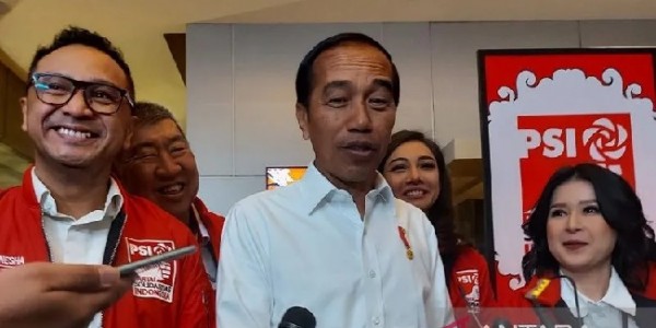 Akui Sisi Politik Bisa Pengaruhi Reshuffle, Jokowi: Yang Utama Performa