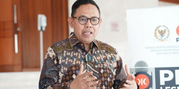 Bahas Pangan Nasional Tak Libatkan Mentan, DPR: Bukti Buruknya Tata Kelola Beras