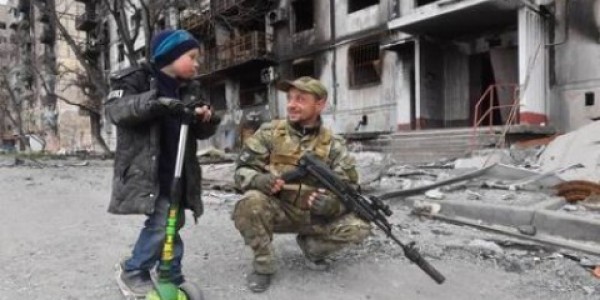 Warga Donetsk Sambut 'Pasukan Ahmad' dari Rusia dengan Pekikan Takbir