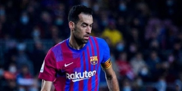 Al-Nassr buat Tawaran Astronomi demi Menggoda Busquets Gabung dengan Cristiano Ronaldo