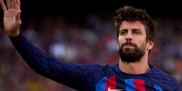 Pique Blak-blakan Soal Shakira Pertama Kalinya Sejak Putus