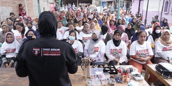 Konsisten Kenalkan Ganjar Pranowo, Relawan Gelar Berbagai Kegiatan Positif di Jabar