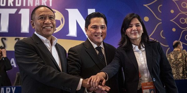 Biarkan Menteri BUMN dan Menpora Rangkap Jabatan di PSSI, Jokowi Berpotensi Dilengserkan