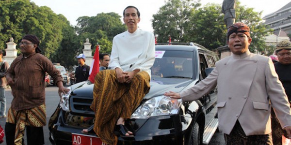 Jokowi Bohong Esemka Ternyata Produk Cina, Pengamat: Nanti Bisa Muncul Mobil E-Ngibul