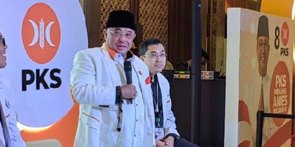 PKS Tawarkan Aher Sebagai Cawapres Anies Baswedan