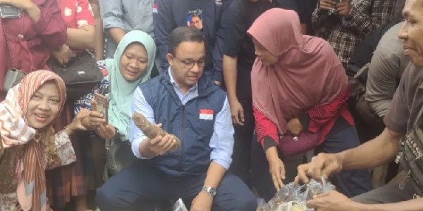 Di Pasar Natar Lampung, Anies Serap Aspirasi Pedagang