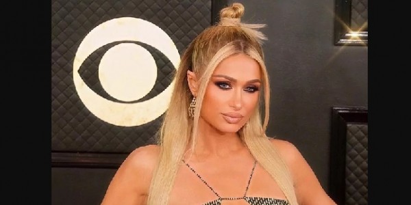 Wow... Paris Hilton Klaim Harvey Weinstein Mengikutinya ke Kamar Mandi