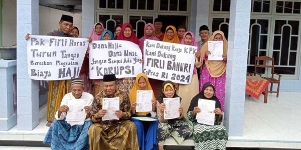 Para Calon Jemaah Haji Deklarasi Dukung Firli Maju Capres, Ini Alasannya