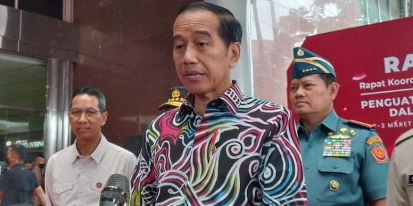 Jokowi Jangan Pura-pura Kaget dengan Ekspor Bauksit ke Cina