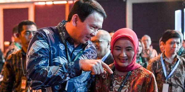 6 Kali Kebakaran, Menteri Erick Harusnya Berani Pecat Dirut Pertamina Nicke dan Ahok