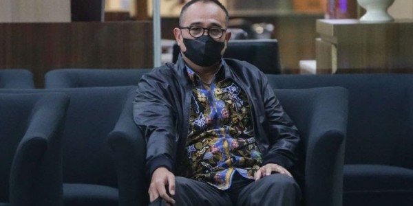 PPATK Duga Konsultan Pajak Rafael Alun Berada di Luar Negeri