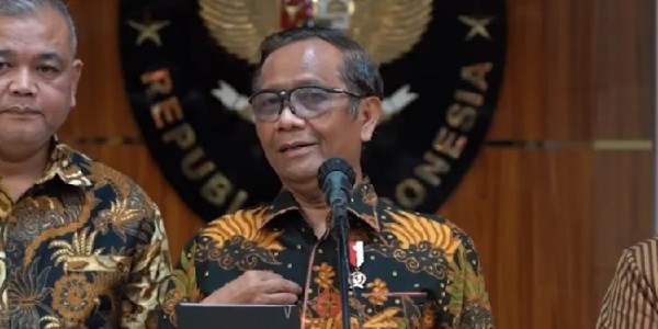 Soal Transaksi Mencurigakan Rp300 Teiliun, Mahfud: Bukan Korupsi, Tapi Pecucian Uang