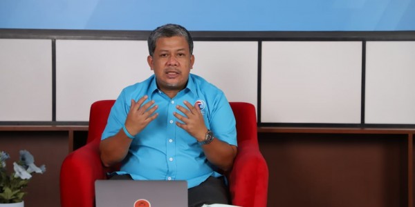Keras, Fahri Hamzah Kritik Anggota Dewan yang Jadi Pengantar Bansos