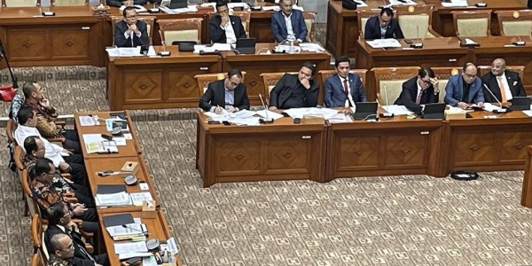 Kesal ke Anggota Komisi III DPR, Mahfud MD: Jangan Main Ancam-ancam