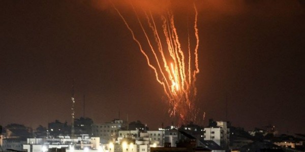 Roket Pejuang Palestina Hantam Distrik-distrik Israel di Gaza