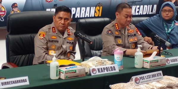 Gerebek Gudang Narkoba di Tangerang, Polisi Temukan Pil PCC Senilai Rp 33 Miliar
