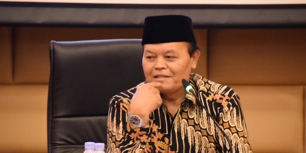 HNW Kritisi Pihak Tak Laksanakan Konstitusi yang Berlaku Dengan Mengungkit Syarat Capres Orang Indonesia Asli