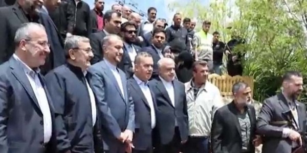 Beri Peringatan, Menlu Iran Sambangi Perbatasan Israel