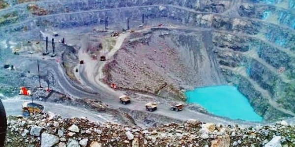 Beri Izin Freeport Ekspor Tembaga,  Pemerintah Langgar UU Minerba