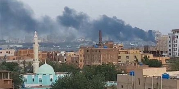 Pertempuran Berlanjut di Sudan, Ratusan Tewas, Ribuan Luka, 800.000 Orang Mengungsi