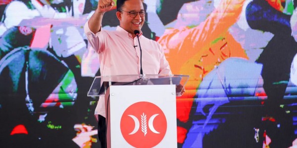 Di Markas PKS, Anies Ingatkan Mandat Konstitusi