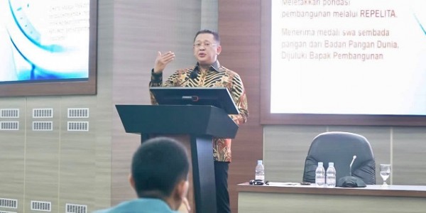 Bamsoet Tegaskan Presiden Jokowi dan Seluruh Presiden Indonesia Miliki Karakter Kepemimpinan yang Kuat