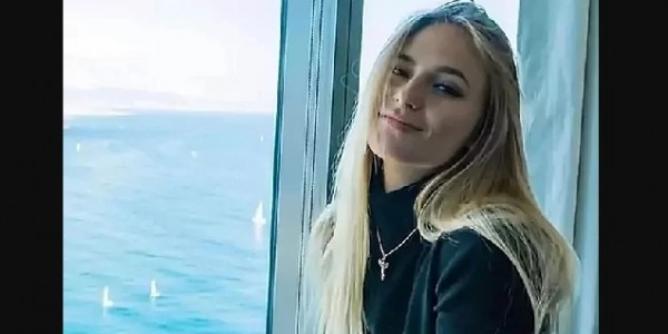 Demi Tampil Menonjol di Acara Gerard Pique, Clara Chia Gunakan Pesonanya
