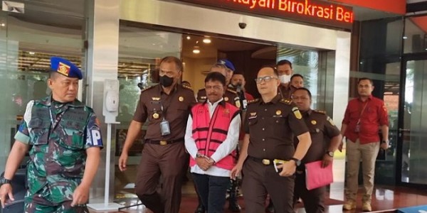 Pengganti Johnny G Plate Sebagai Menkominfo Harus Paham Sistem Komunikasi 