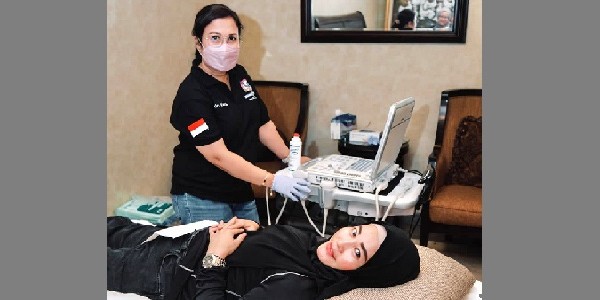 Ketua MPR RI Apresiasi Baksos Screening USG Abdomen Gerak BS Bersama Rhemedi Medical Service dan Siloam Radiologi Indonesia