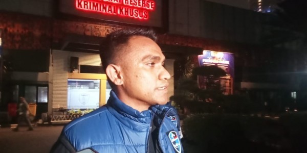 Polisi Tangkap Dua Pelaku Penipuan Tiket Coldplay di Sidrap, akan Dibawa ke Jakarta