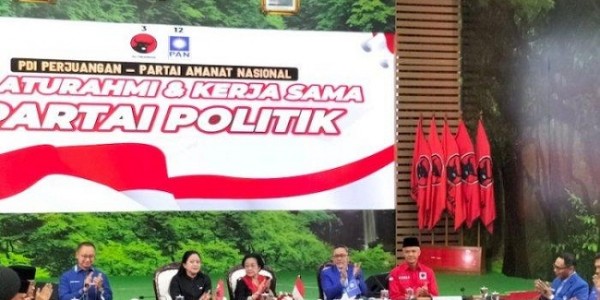 Hasto: Ibu Megawati Sudah Komunikasi Intens Dengan PAN, yang Lain Baru Mendekat