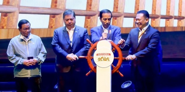Dampingi Presiden Jokowi Luncurkan RPJPN 2025-2045, Ketua MPR RI Tegaskan Pentingnya PPHN untuk Kesinambungan Pembangunan